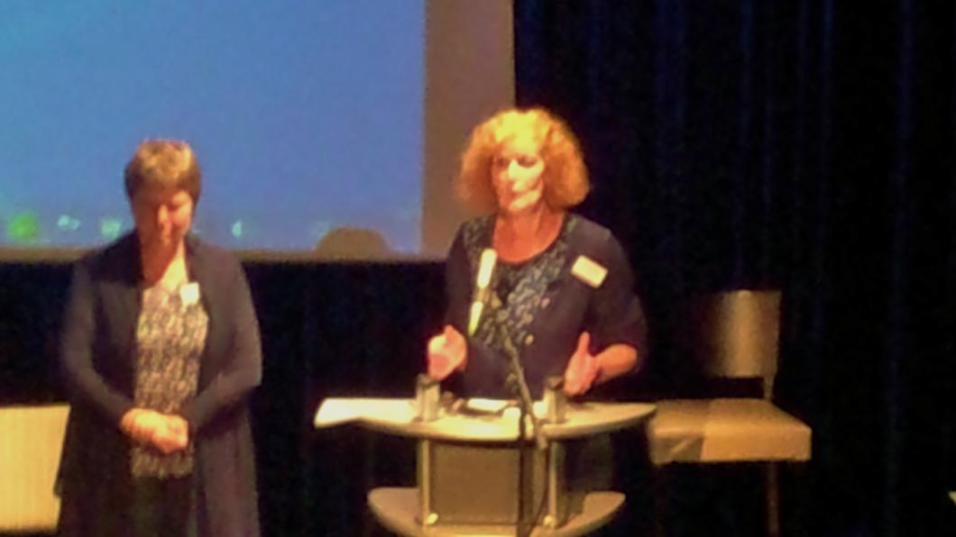 Ria Manshanden bij haar speech Ria Manshanden bij haar speech