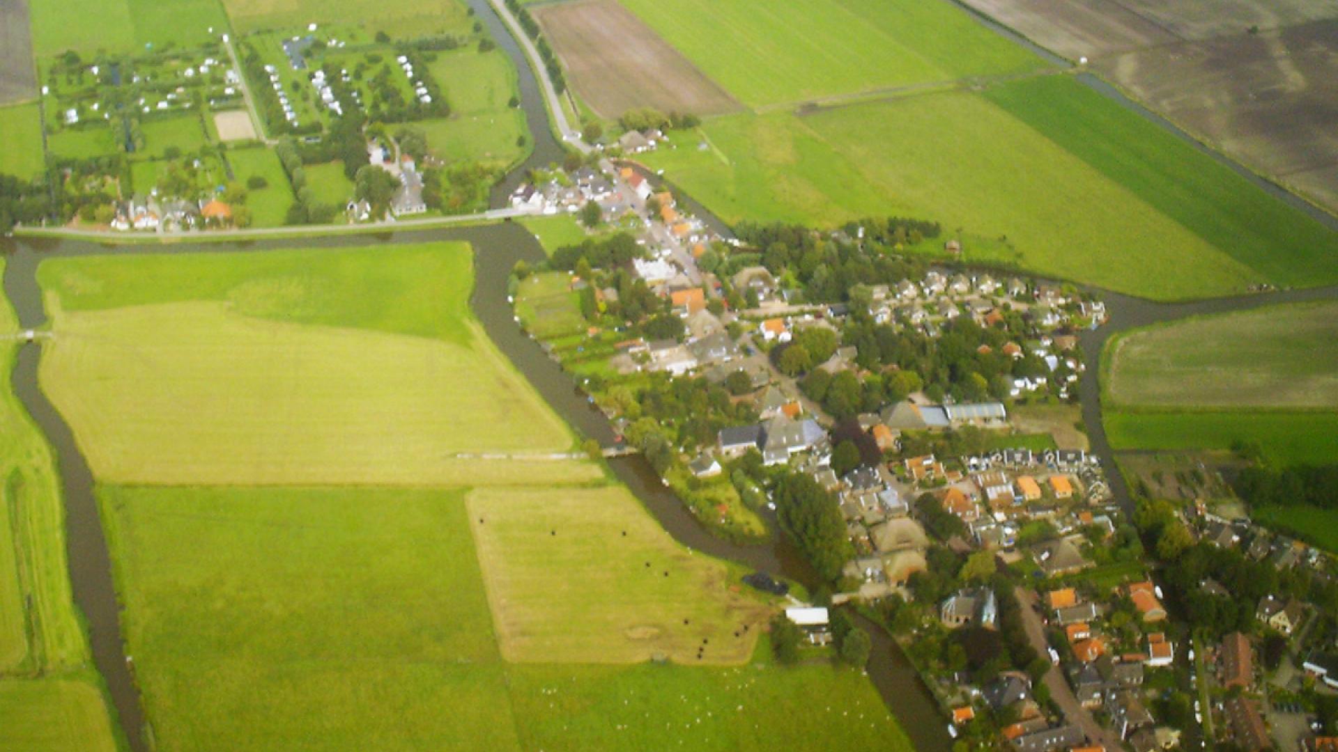 Oostwoud van boven